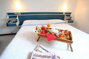 Otel Roma 3*