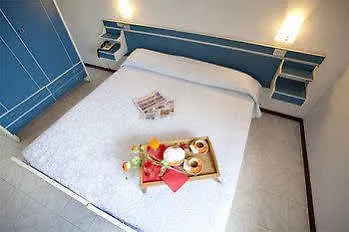 Otel Roma 3*