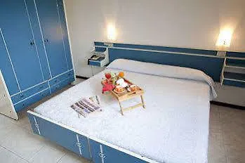 Otel Roma 3*