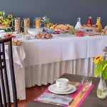 Roma Hotel 3*
