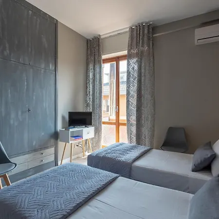 Roma Hotel 3*