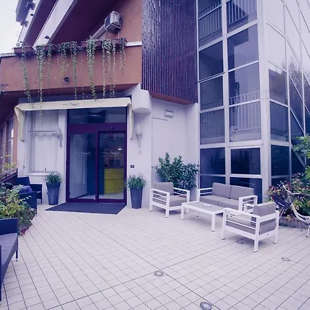 Roma 酒店
